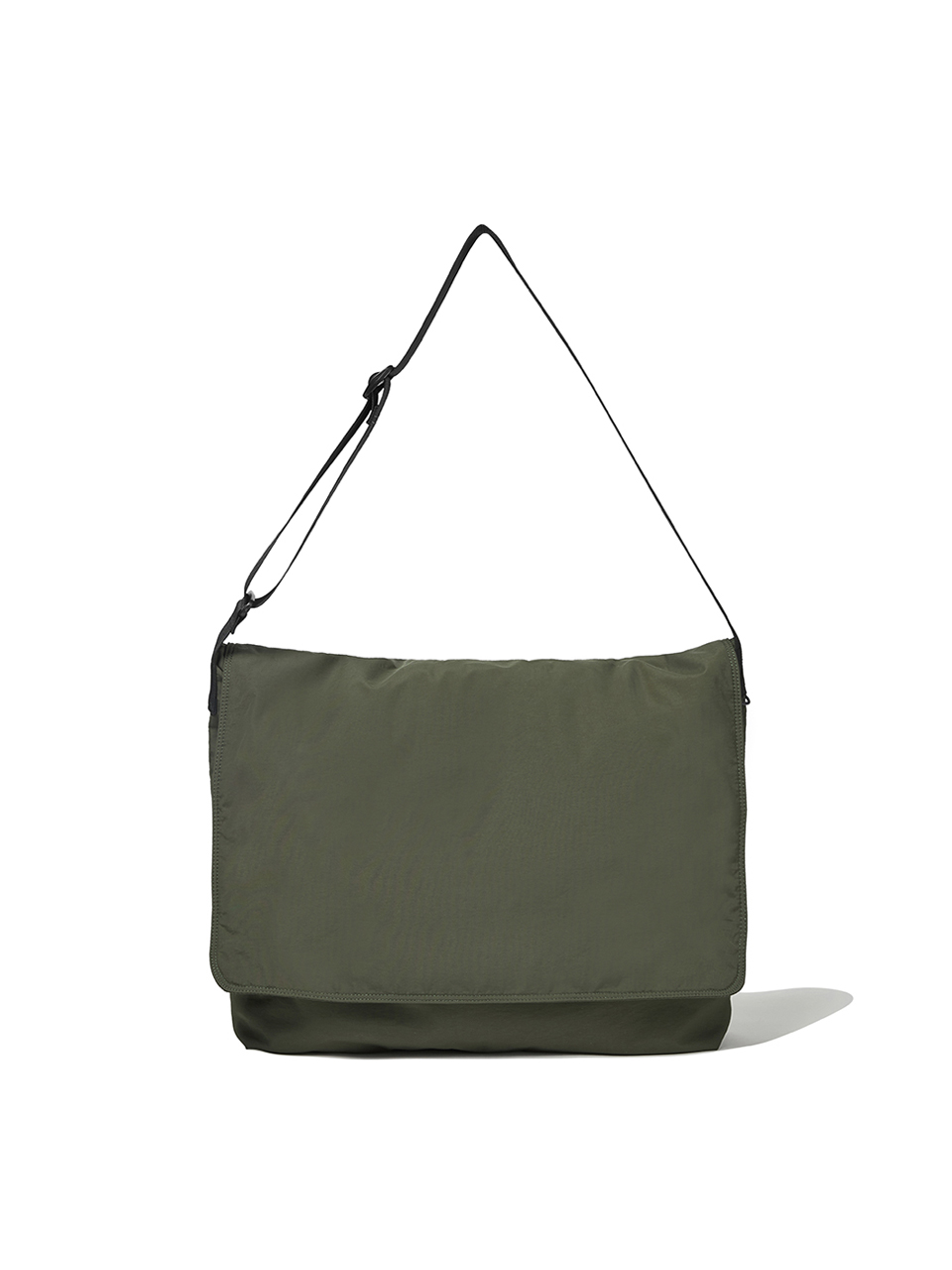 SOUNDSLIFE - Nylon Messenger Bag Khaki